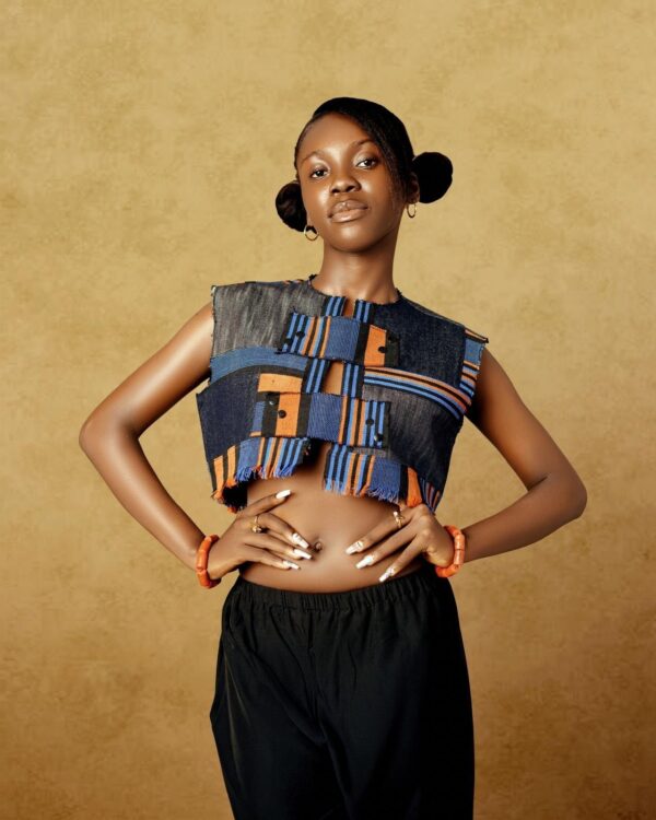 Sleeveless Denim cultural cropped jacket