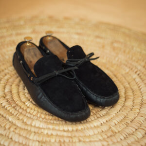 Versatile Knotted Driving Loafers