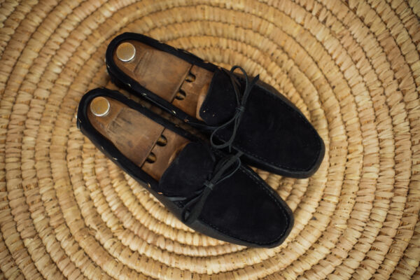 Versatile Knotted Driving Loafers - Image 4